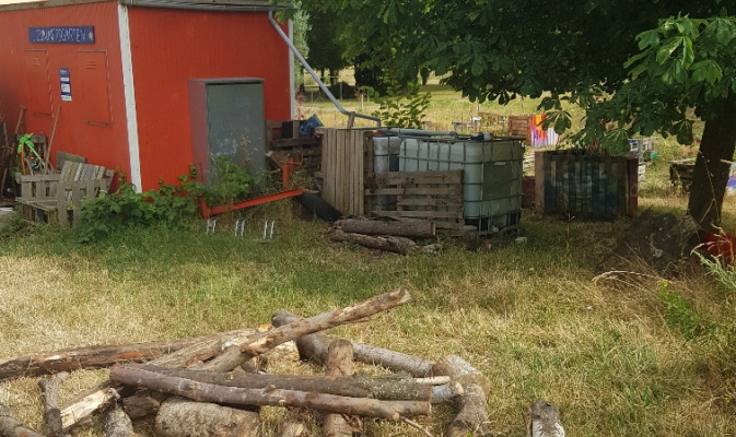 Blühwiesenbeete bei der Entstehung – Foto: Georg Hanser