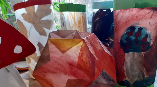 Laternen aus Ölpapier Foto: Katrin Schroeder