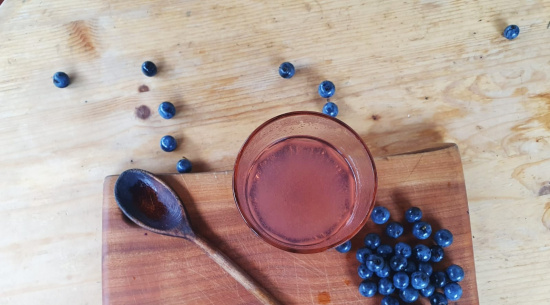 Schlehen-Tee Foto: Julia Langer